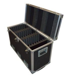 Valise multimédia pour transporter, charger, stocker et synchroniser 24 tablettes simples