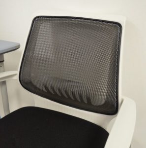 Dossier d'une chaise multimédia pour tablettes