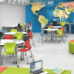 Salle de classe équipée de mobilier innovant