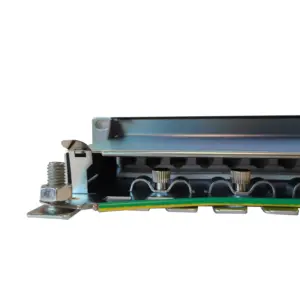 Panneau de brassage rack 19''. 24 ports RJ45. cat.6. Blindé