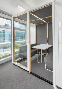 Table EVA pour cabine acoustique 4/6 personnes