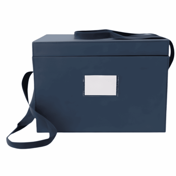 Boite de rangement permettant la mise en place du dispositif Portable en pause dnas les collèges et lycées, efficace grâce à sa technologie anti-ondes pour un environnement propice à l'apprentissage et à la concentration